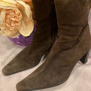 Aquatalia Marvin K suede boots